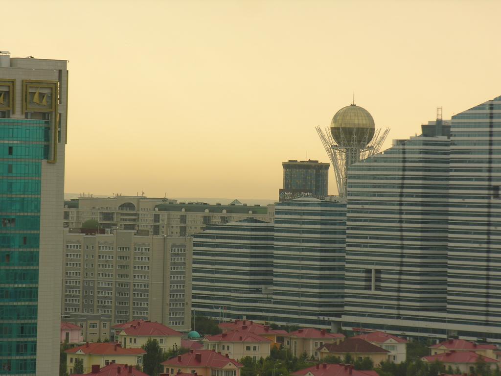 Triumph Astana Hostel أستانا المظهر الخارجي الصورة