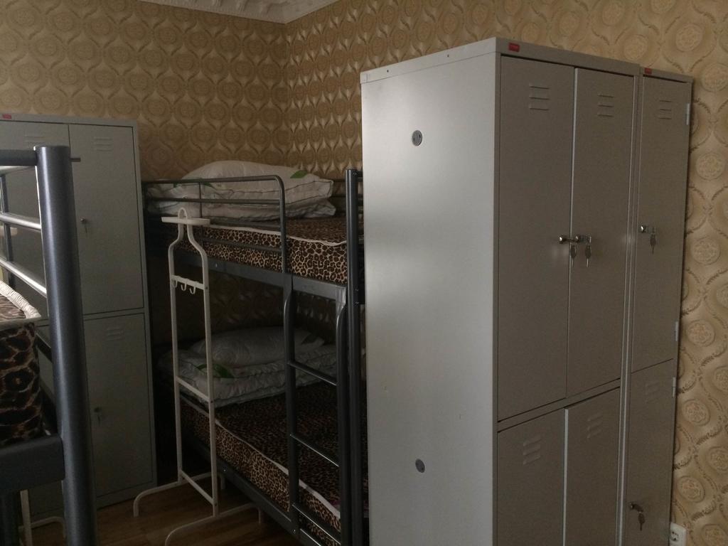 Triumph Astana Hostel أستانا الغرفة الصورة
