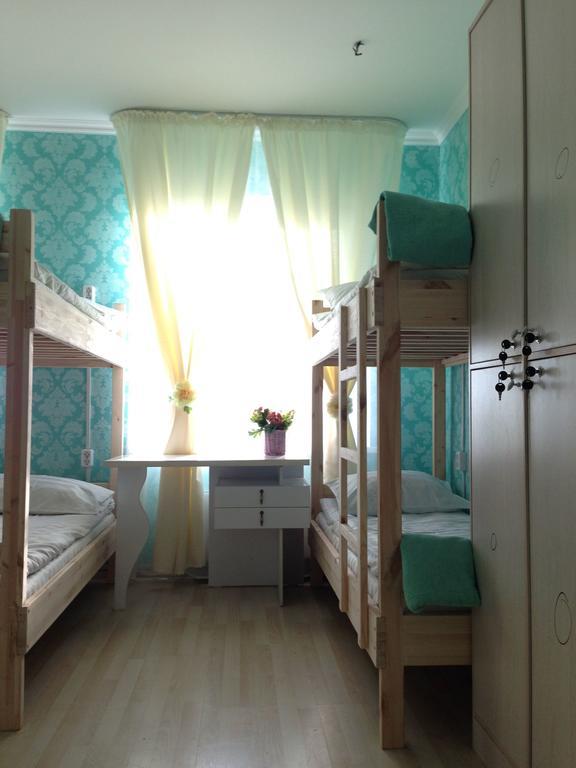 Triumph Astana Hostel أستانا الغرفة الصورة
