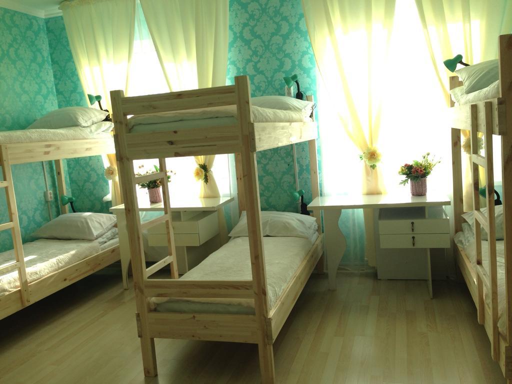 Triumph Astana Hostel أستانا الغرفة الصورة